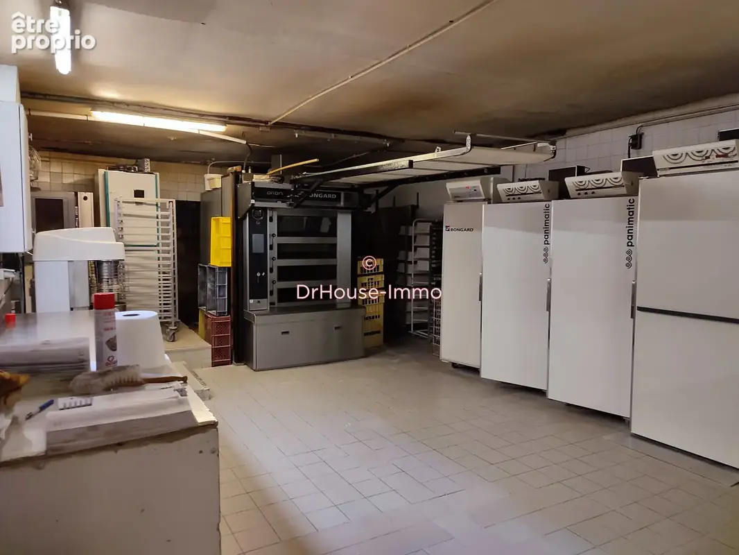 Commerce 156 m² à Blainville-Sur-Orne  - photo 4