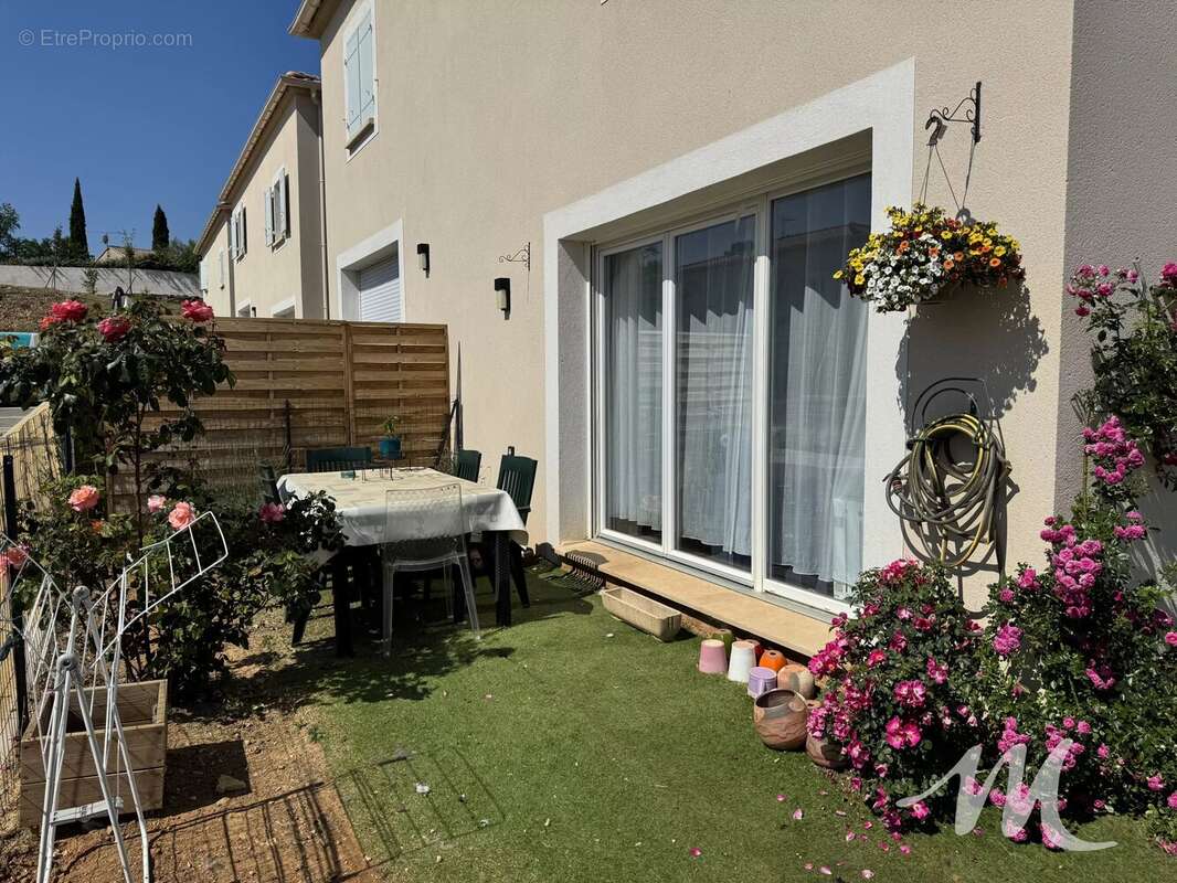 Maison en excellent état dans une résidence sécurisée - photo 9