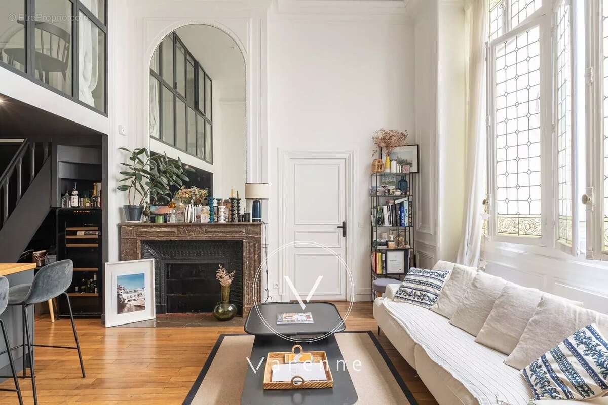 Appartement à PARIS-7E
