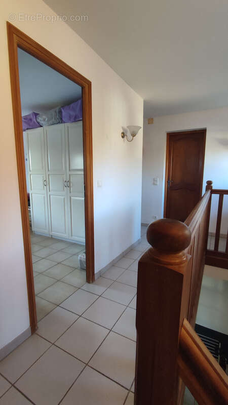 Maison à MONTAIGU-DE-QUERCY