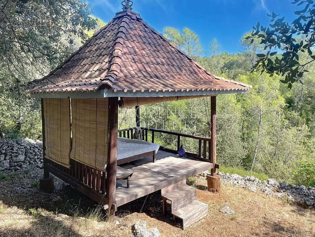 Maison à CORRENS
