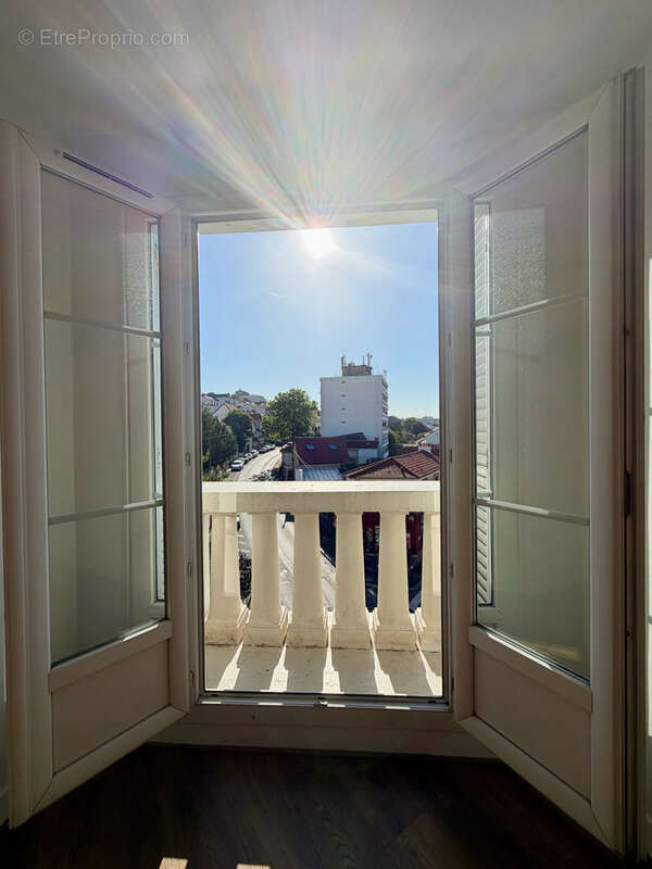 Appartement à FONTENAY-SOUS-BOIS