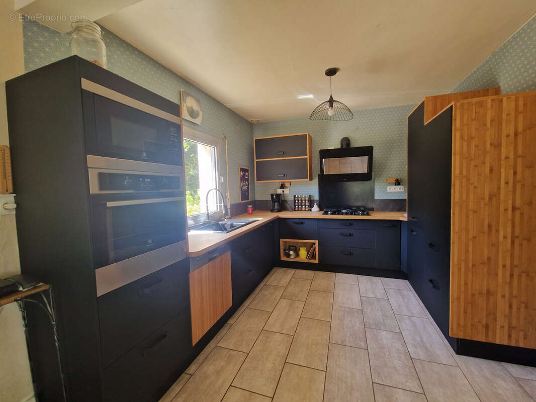 Maison contemporaine avec terrain excetionnel!! - photo 2
