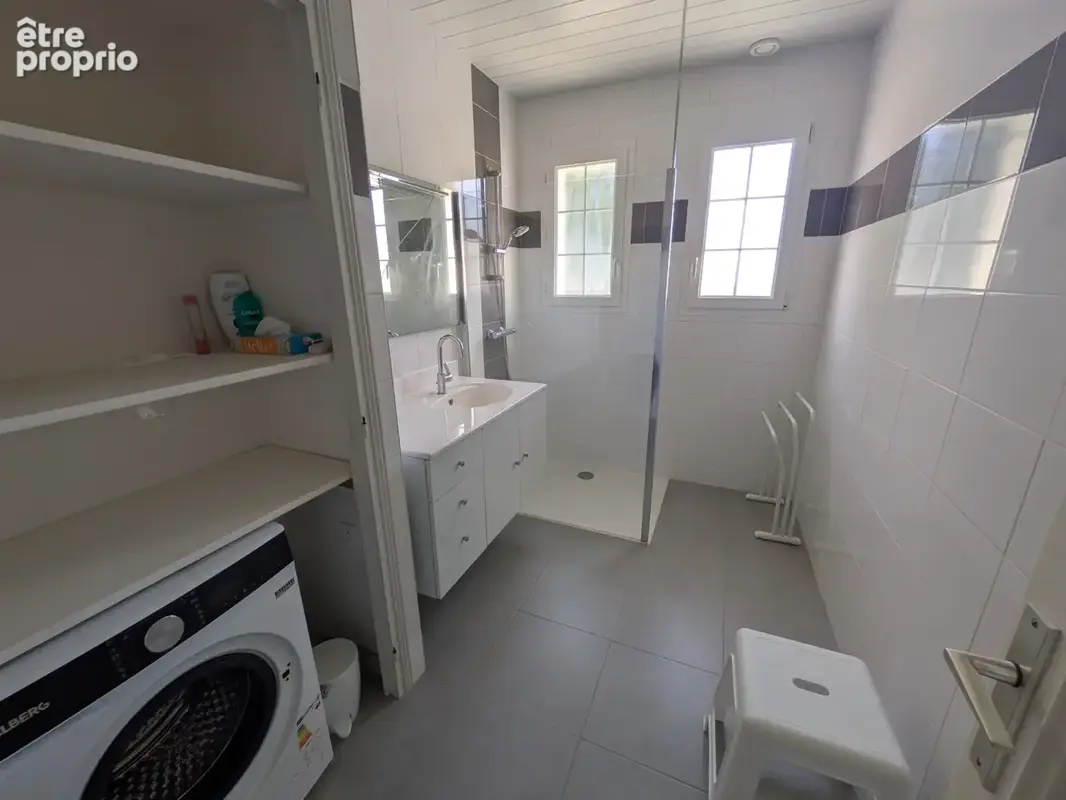 Seglien maison néo bretonne de 150m² de 7 pièces avec vie de plain pied parcelle clôturée de 807m² - photo 9