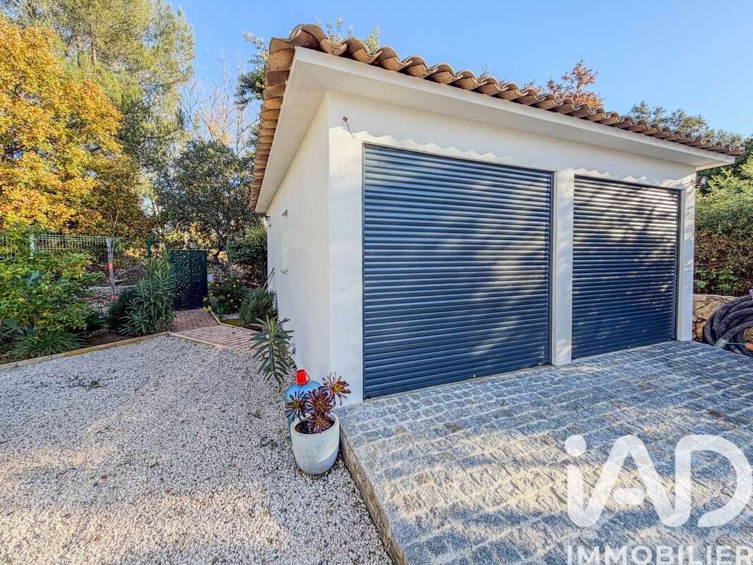 Photo 5 - Maison à ROQUEBRUNE-SUR-ARGENS