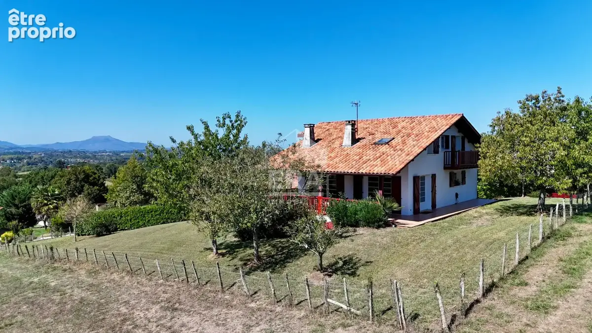Cambo-Les-Bains - Vente Maison - Vue montagnes - photo 2