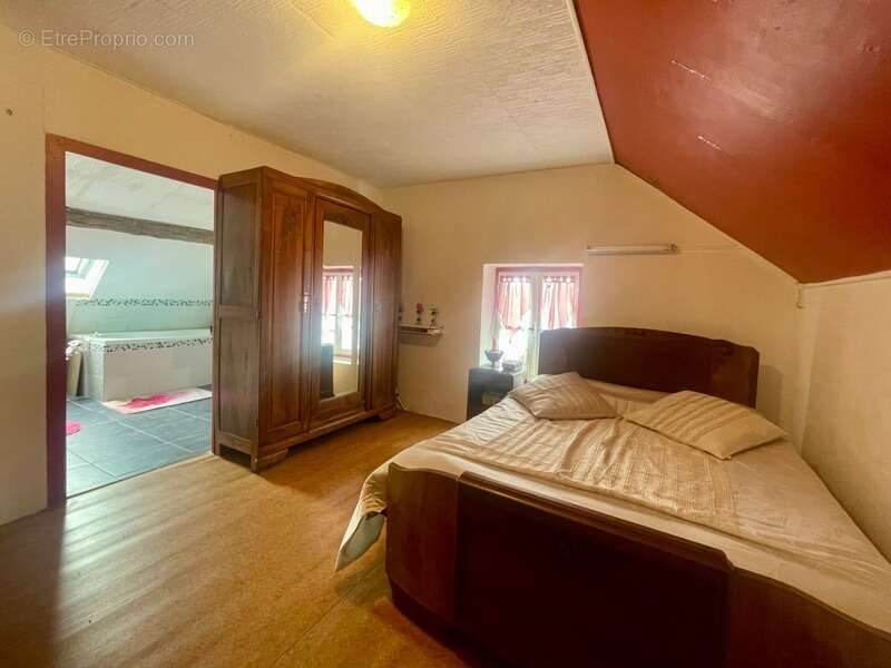 Maison à MORNAY-SUR-ALLIER