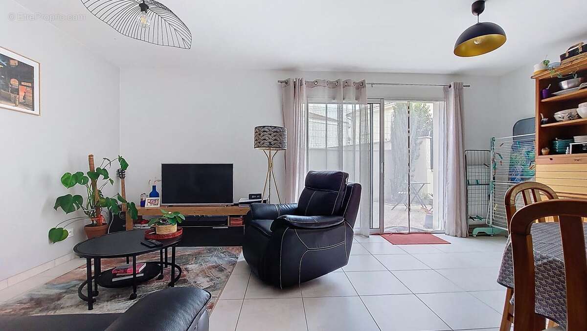 Appartement à VILLEFONTAINE