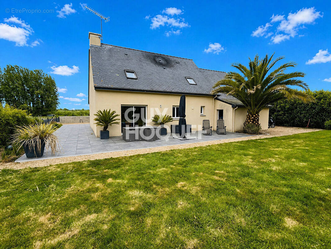 Maison à DOL-DE-BRETAGNE