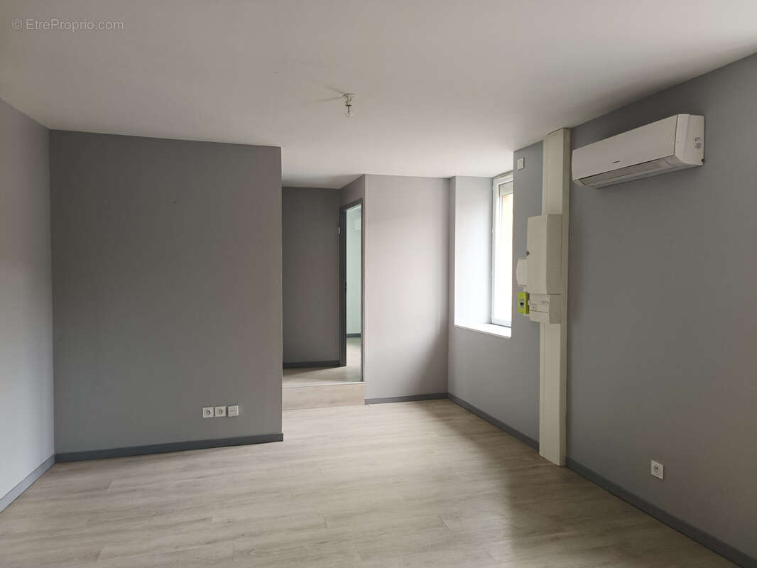 Appartement à JARCIEU