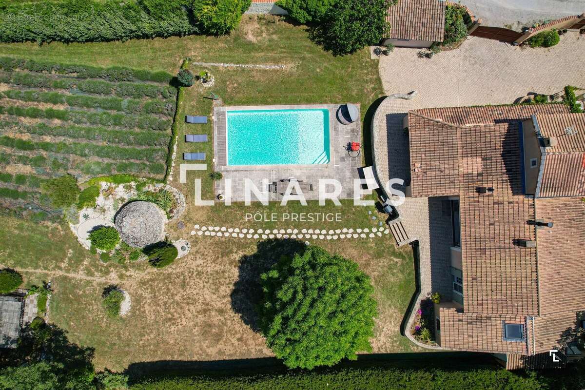 LA BORIE  - Maison provençale T6 de 200m2 avec piscine - 13510 Éguilles - photo 27