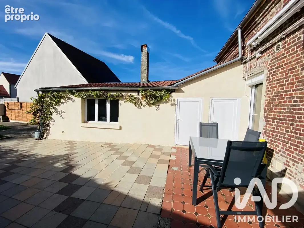 Photo 1 - Maison à ESTREES-SAINT-DENIS