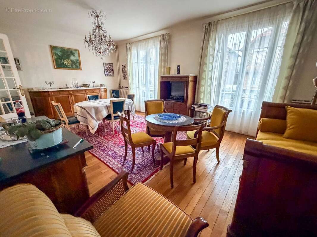 Maison à VILLEMOMBLE