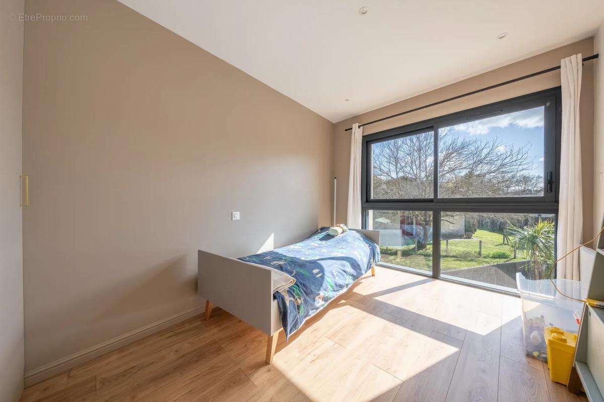 Maison à LISTRAC-MEDOC