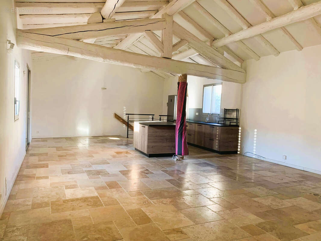 Maison à SAINT-GILLES