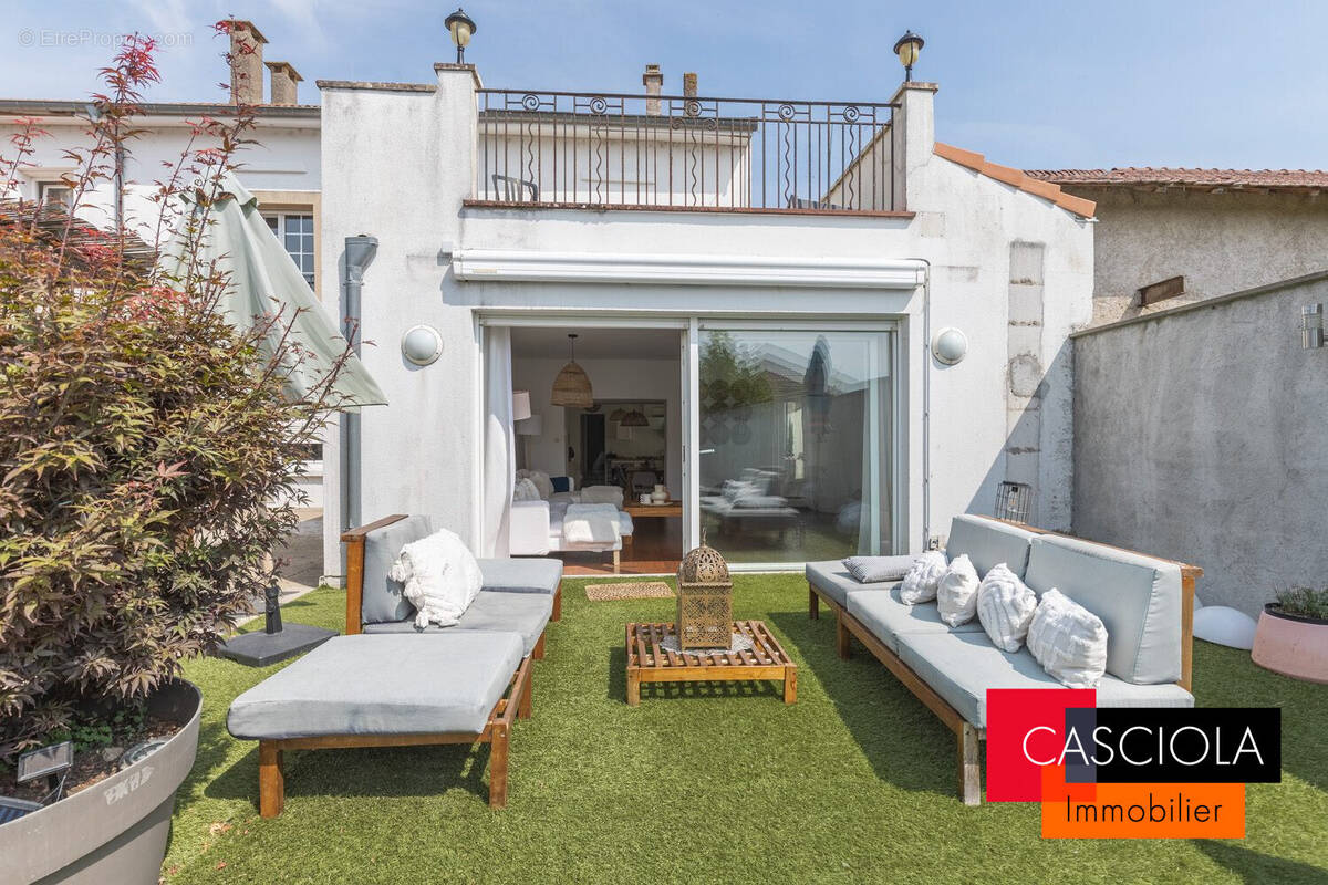 Appartement à MARLY