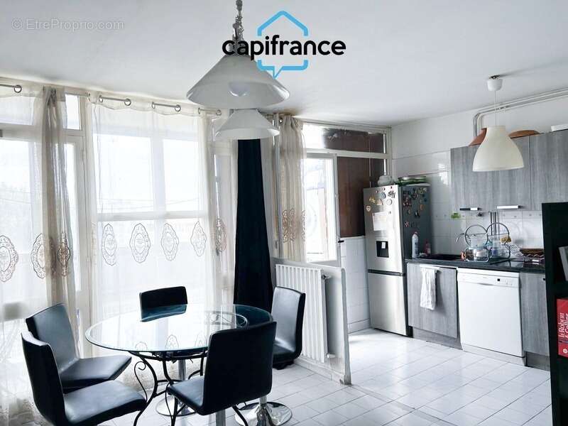Appartement à MARSEILLE-15E