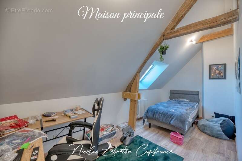 Maison à MESSEI
