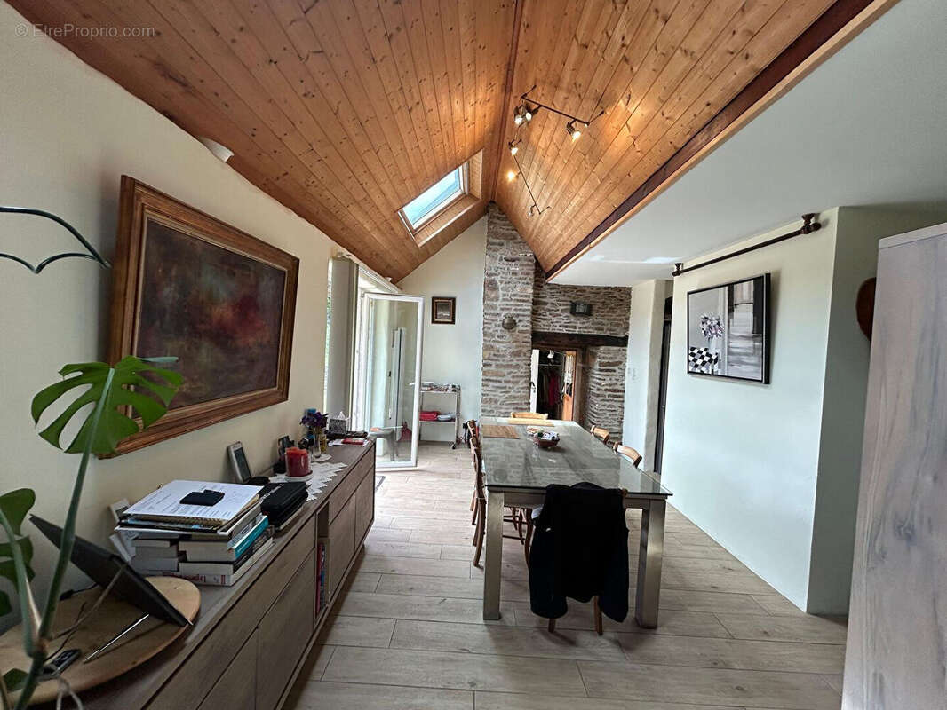 Maison à PLOUGONVEN