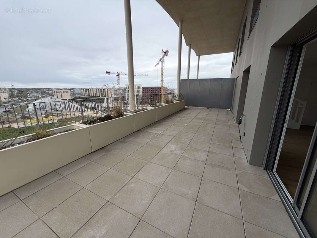 Appartement à BORDEAUX