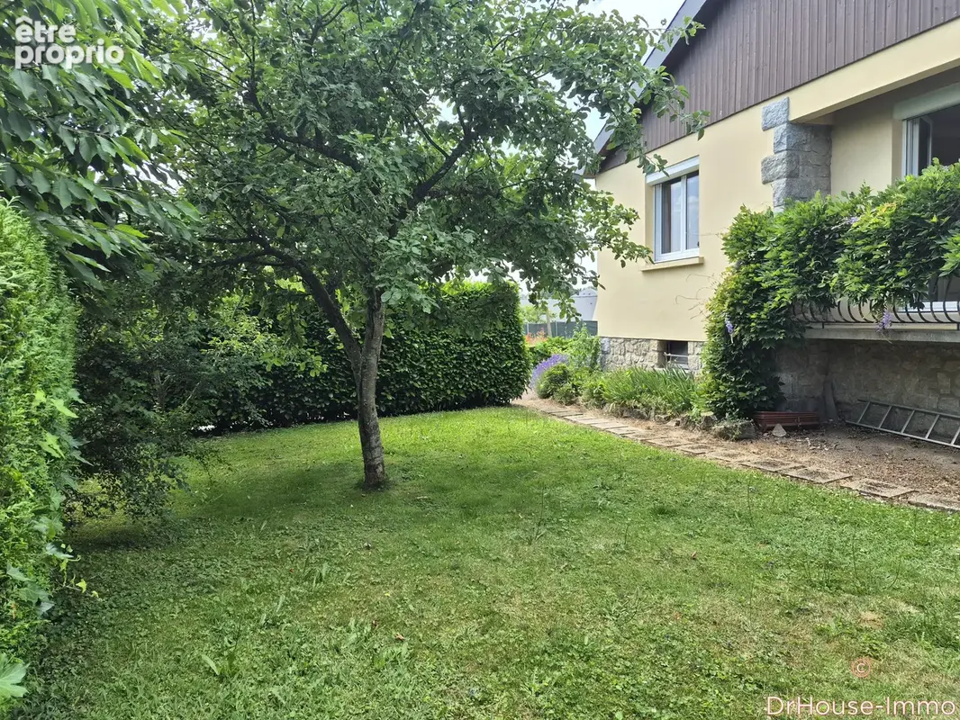 Maison 5 pièces 74 m² à vendre à Gorron (53120) - photo 3