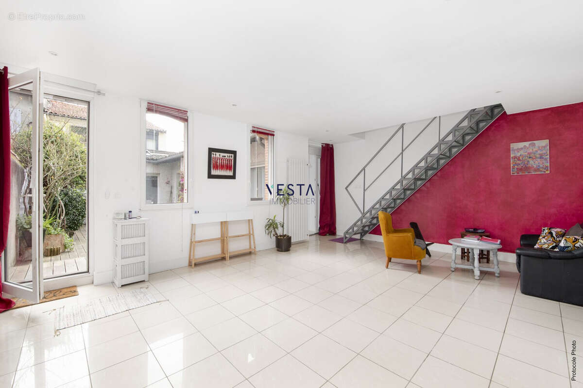 Maison 175 m² à Toulouse  - photo 2