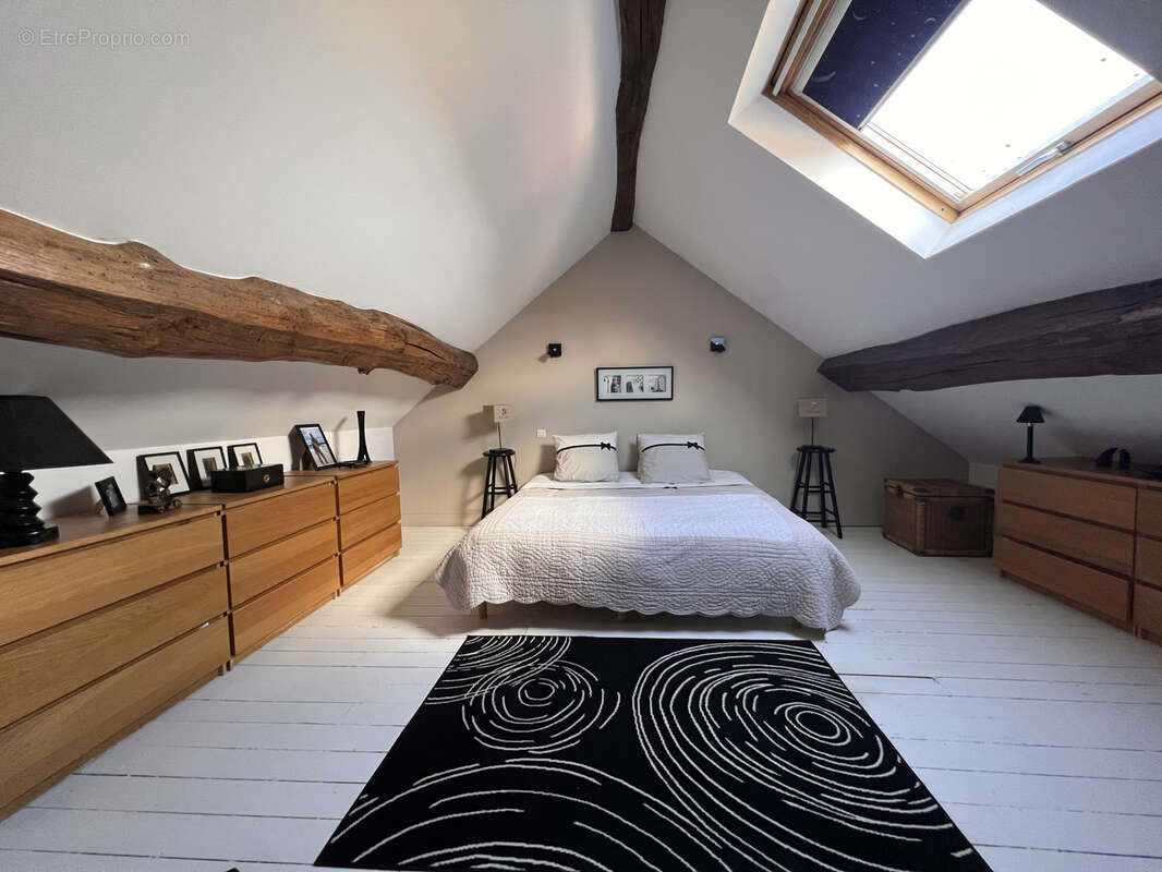 Maison à FLEUREY-SUR-OUCHE