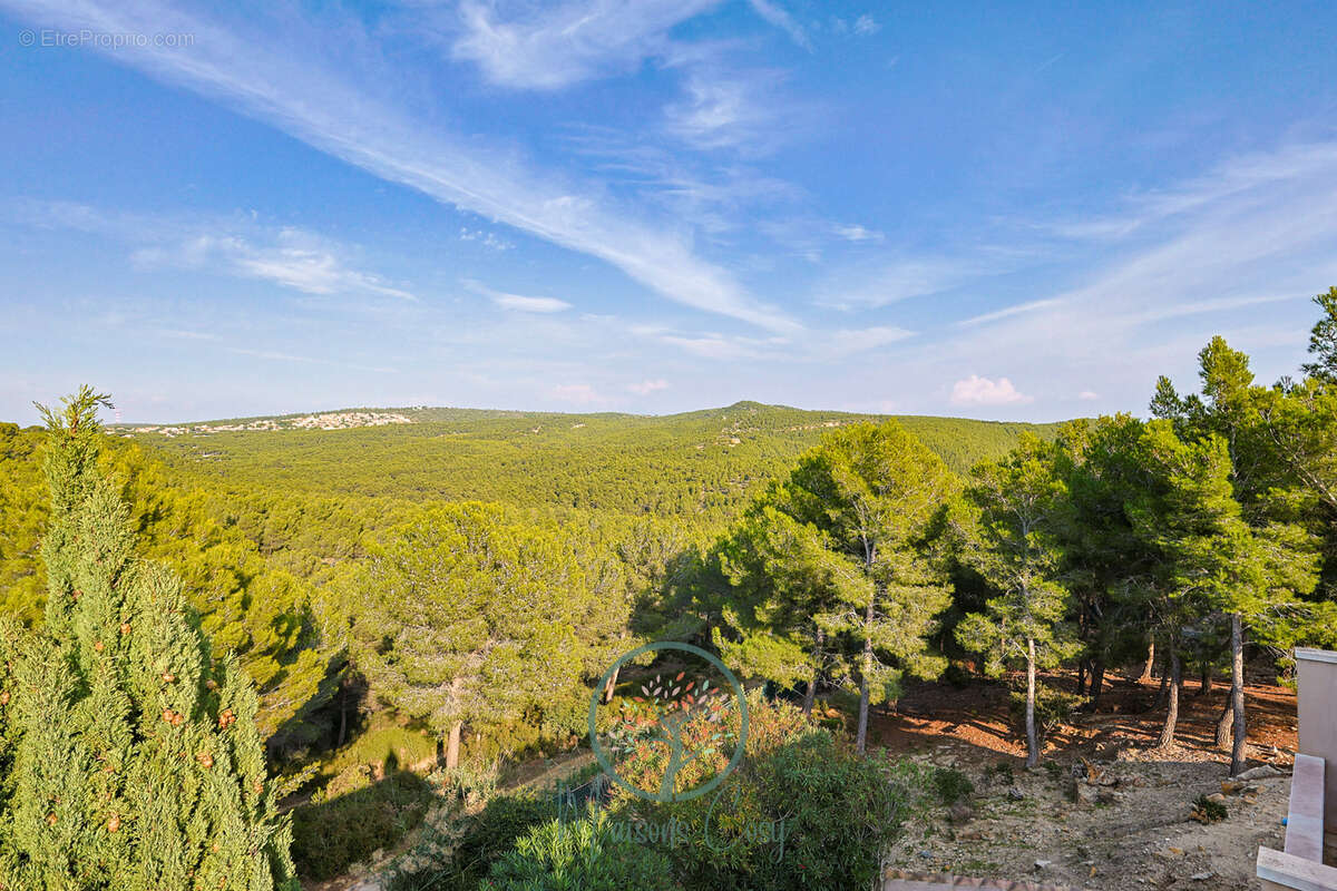 Maison à ENSUES-LA-REDONNE