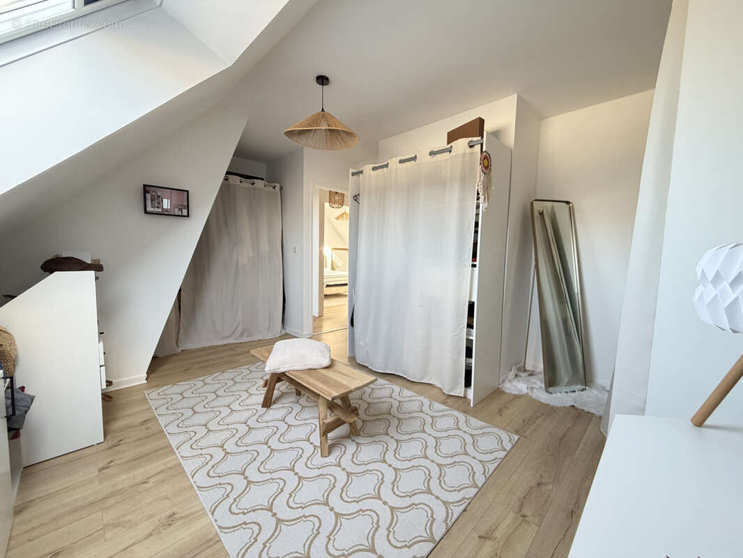 Maison à ALLONNES