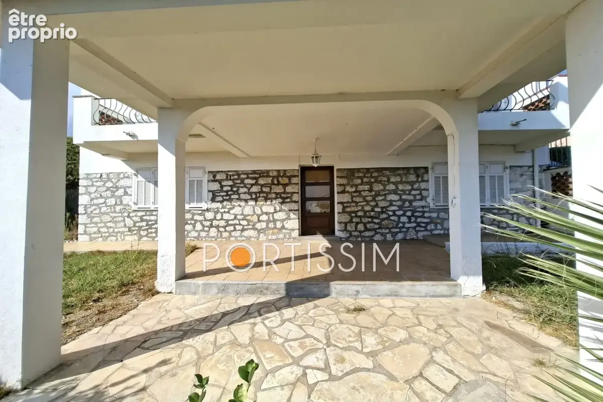 Maison 7 pièces 146 m² à vendre à Cagnes-Sur-Mer (06800) - photo 9