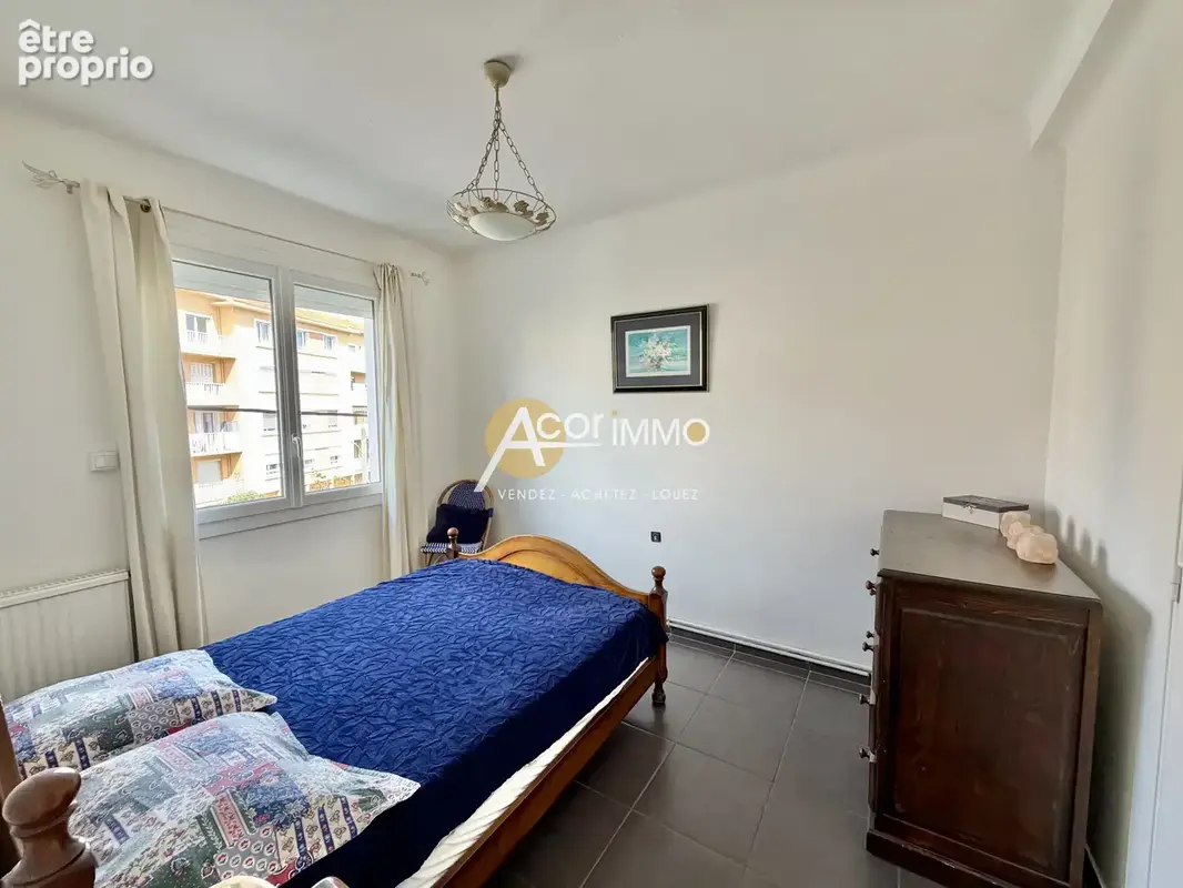 Appartement traversant La Seyne avec balcon, cave et parking - photo 8