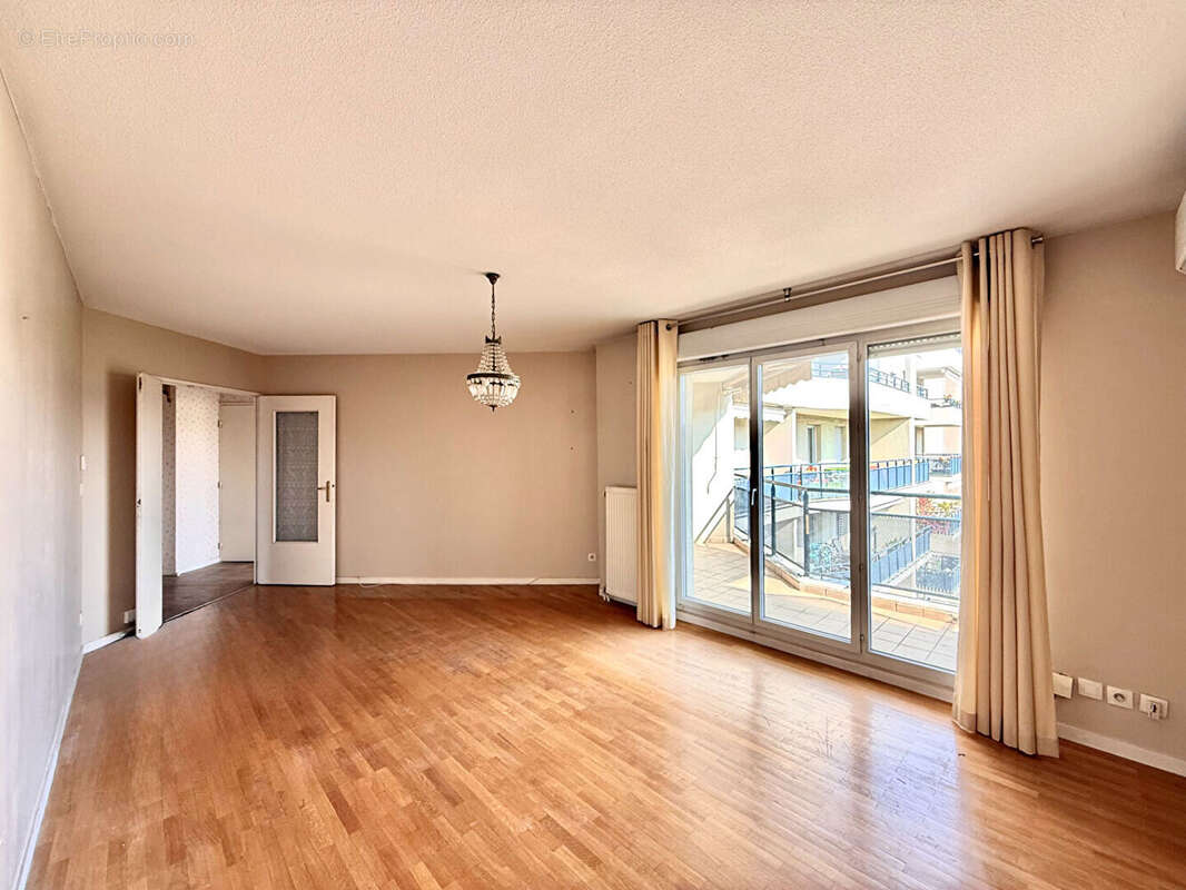 Appartement à LYON-3E