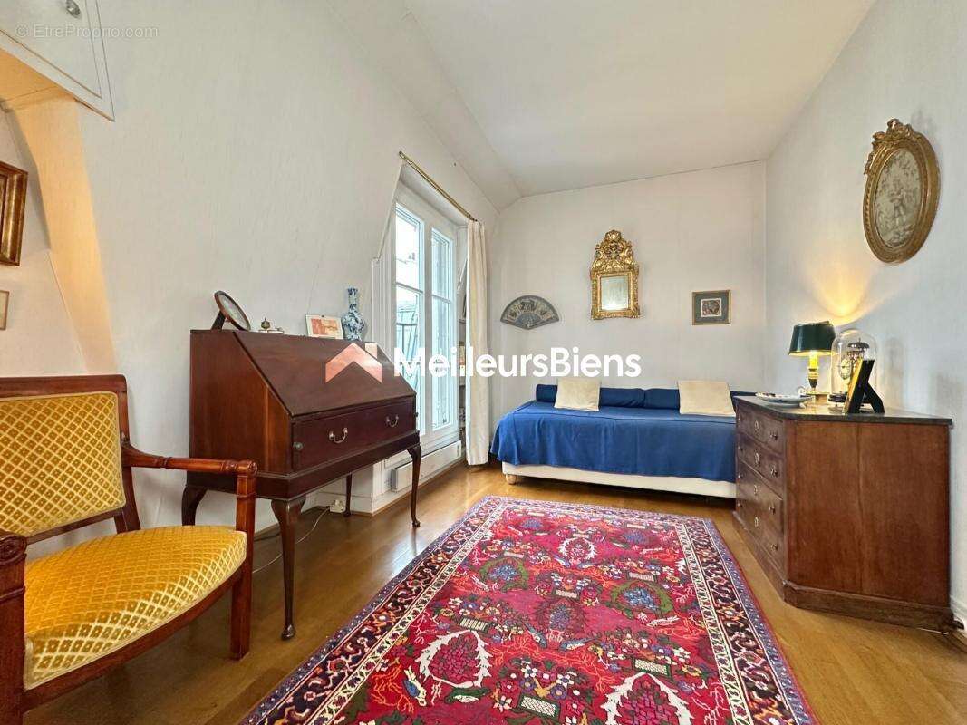 Appartement à PARIS-9E