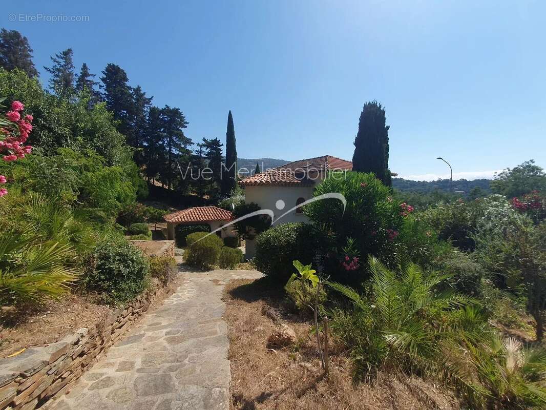 Maison à RAYOL-CANADEL-SUR-MER