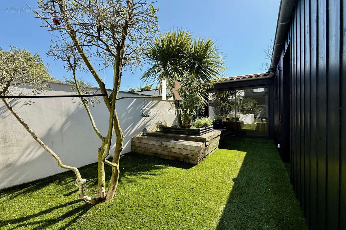 Maison à LA ROCHELLE