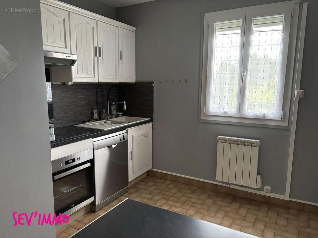 Maison à SAINT-GERMAIN-DES-FOSSES