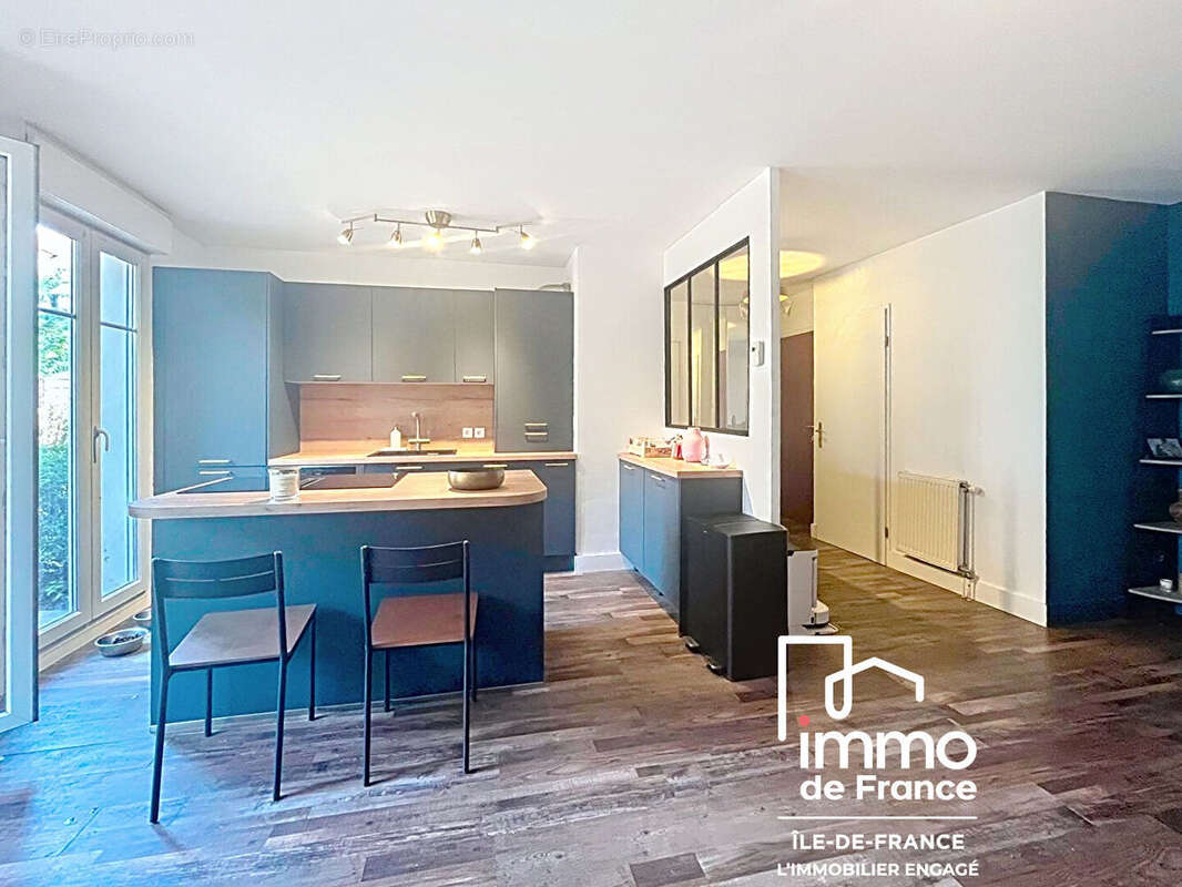 Appartement Bussy Saint Georges 3 pièce(s) 64.1 m2 terrain de 110.3 m² - photo 3