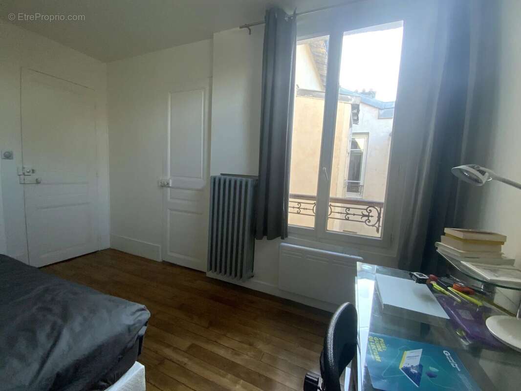 Secteur 10 min gare rer e - dernier etage - photo 8