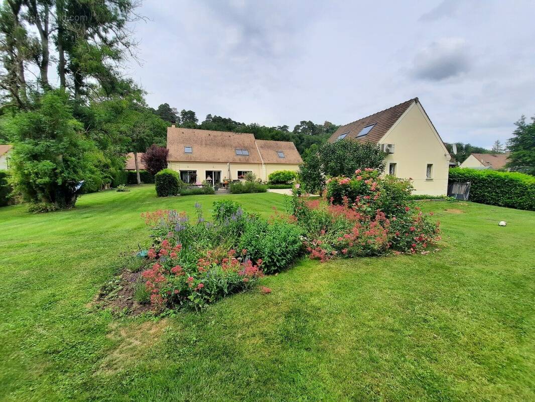 Maison à BUTHIERS