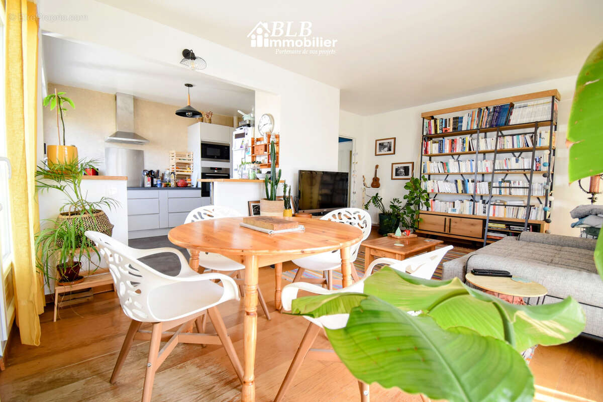 Appartement à MAUREPAS