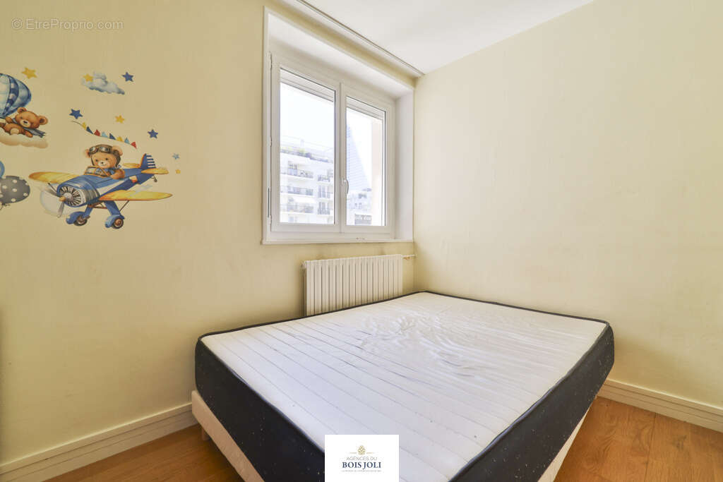 Appartement à ISSY-LES-MOULINEAUX