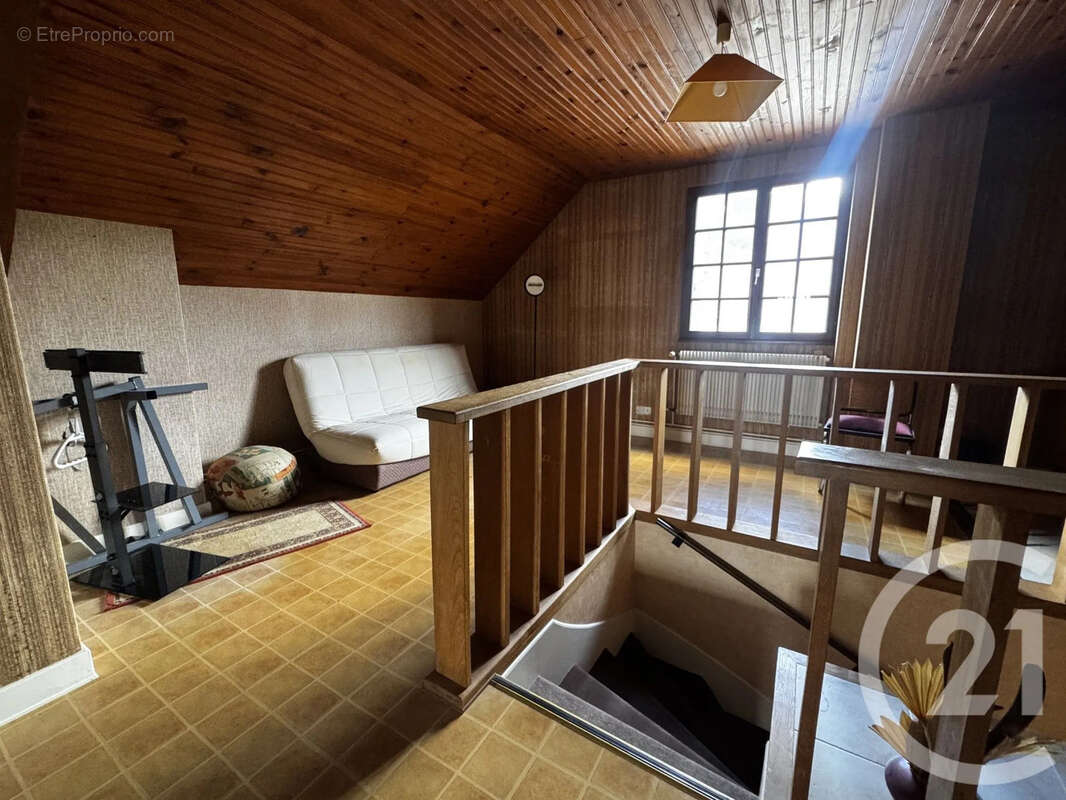 Maison à LE CREUSOT