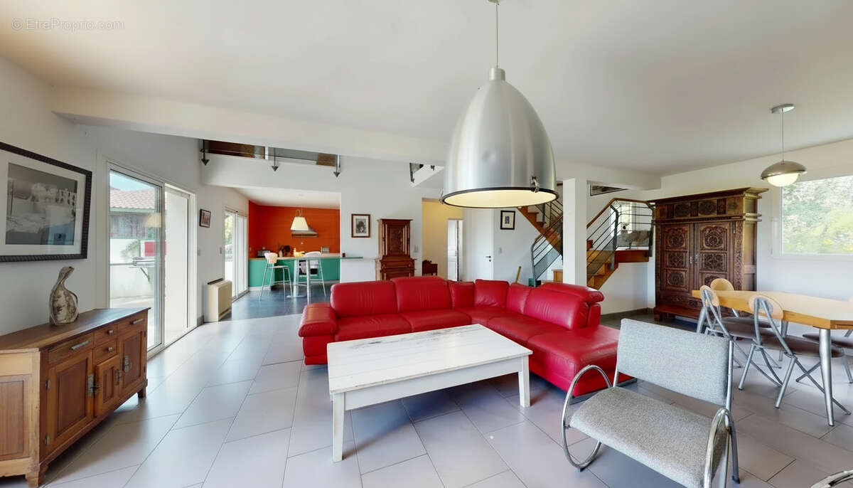 MENDIRA - Maison d'architecte à Arbonne avec vue montagnes - photo 11