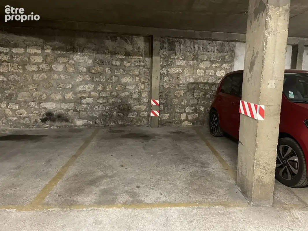 Parking à PARIS-13E
