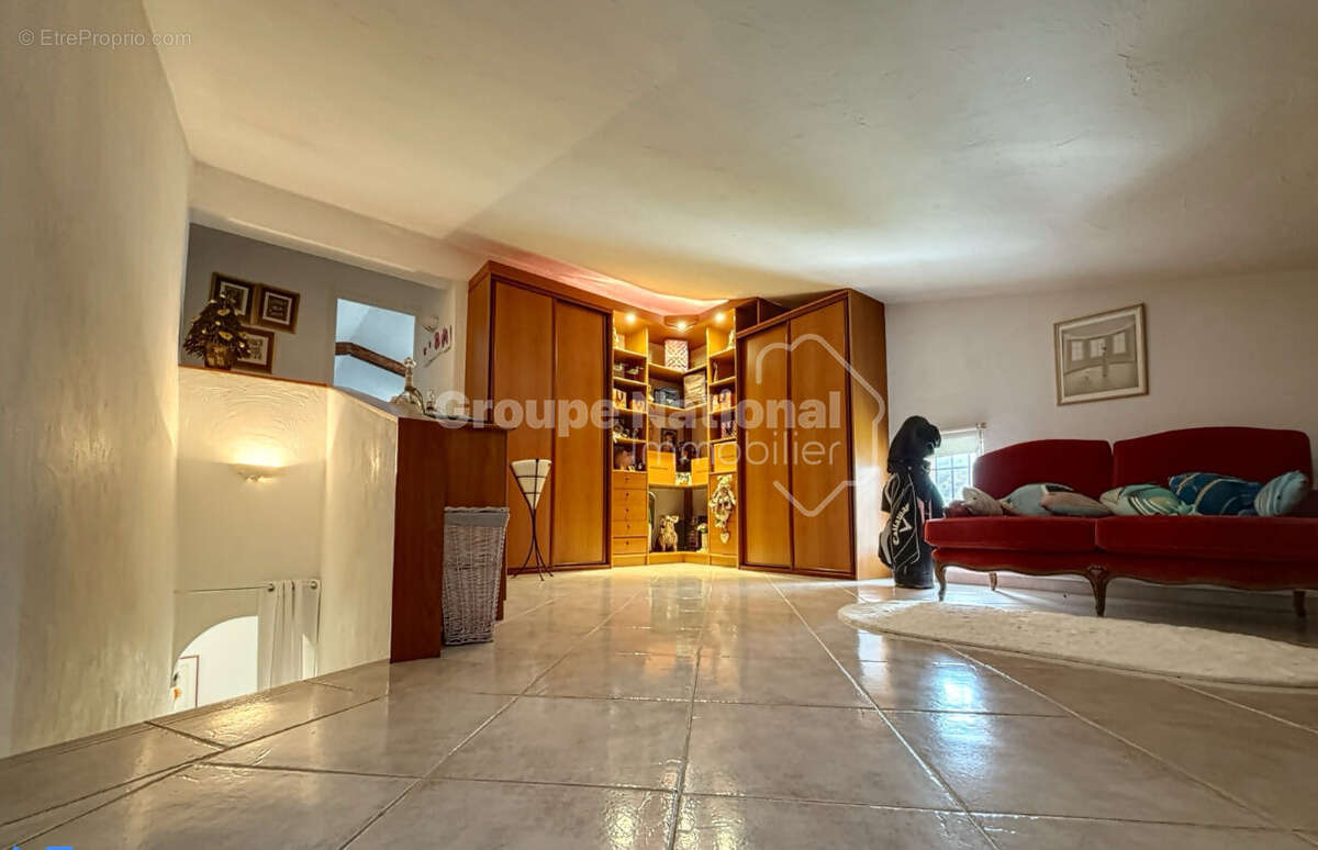 Maison indépendante/4P/Auribeau s/Siagne 186M² sur un terrain de 1515M². - photo 16
