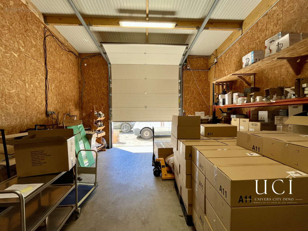 Commerce 364 m² à Etriche  - photo 5