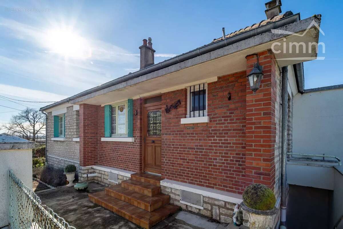 Maison à IMPHY