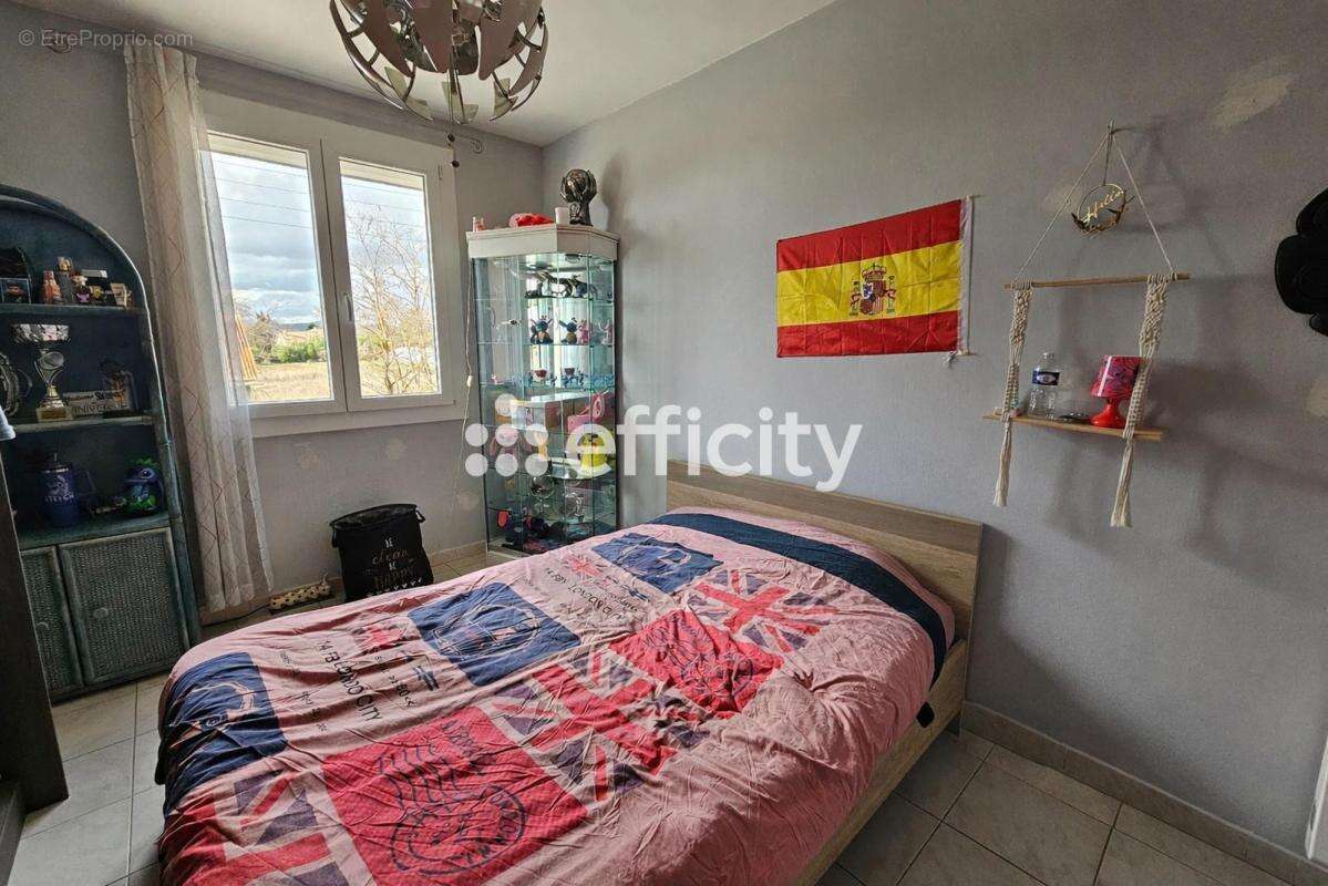 Appartement à VINON-SUR-VERDON