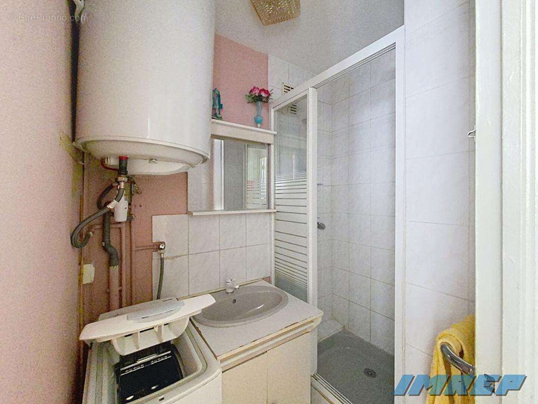 Appartement à MARSEILLE-9E