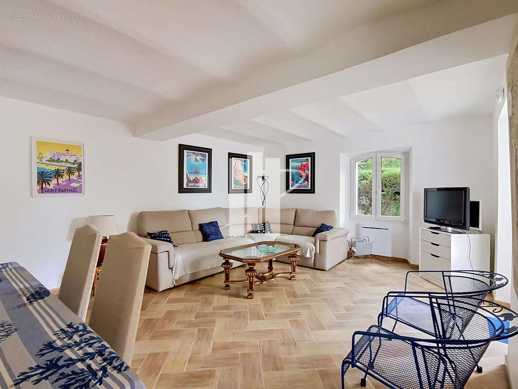Appartement à SAINT-RAPHAEL